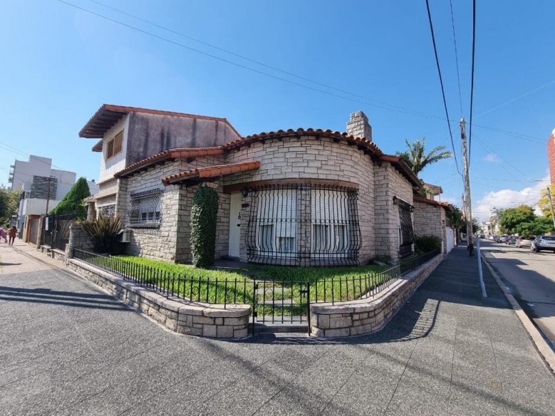 CHALET en VENTA  en WILDE CENTRO